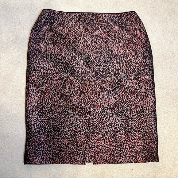 Lafayette 148 Metallic Animal Print Skirt Red Grey Silver Black Size 8 EUC - Picture 4 of 8